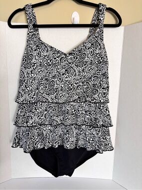 Lands' End Black and White Paisley Ruffled Camisole Swim Top